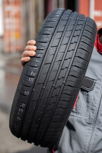 фото протектора и шины Atrezzo Elite Шина Sailun Atrezzo Elite 215/55 R16 97W